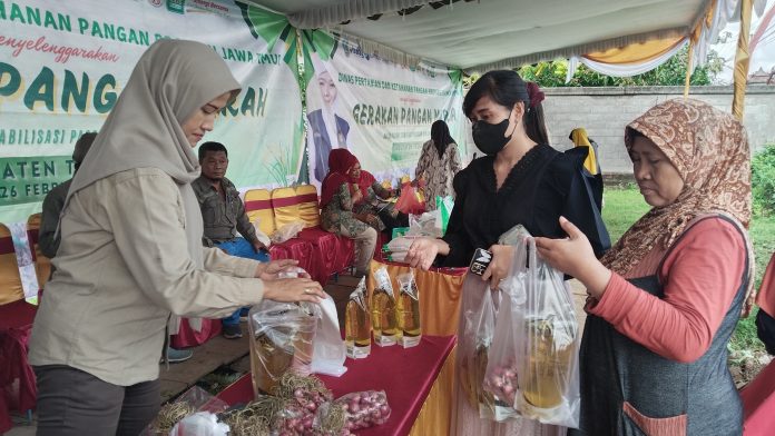 Pasokan Beras Bulog Belum Boleh Beredar Jelang Ramadhan